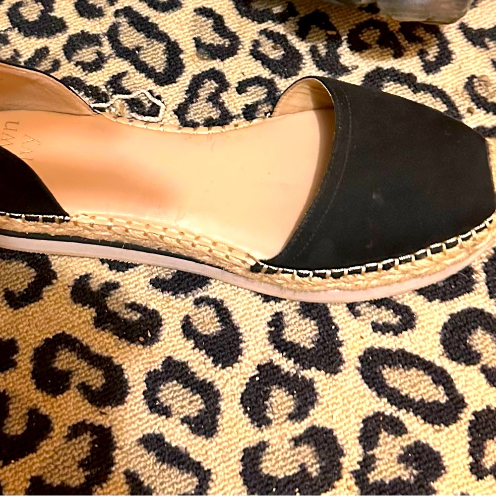Crown & Ivey ballet flats